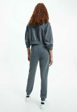 Calvin Klein Jeans Sweatshirt - Storm Front -Calvin Klein Elegant Magasin 596e4f0295c14da08121296912ad8fe7