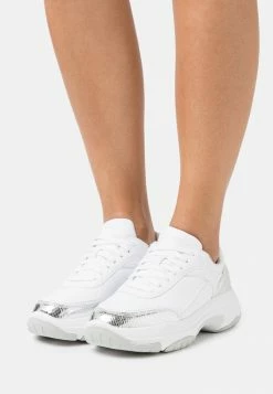 Calvin Klein Jeans CHUNKY SOLE LACEUP - Baskets Basses - Silver