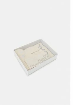 Calvin Klein Jeans BEANIE SCARF SET - Écharpe - Muslin -Calvin Klein Elegant Magasin 600eae80bba549d387efaa2fd4bcecab