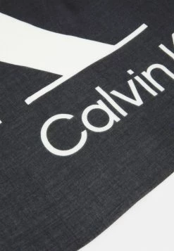 Calvin Klein Jeans BLOCK SCARF - Foulard - Black -Calvin Klein Elegant Magasin 6081d7a3cdeb47c6b744e857a106a26a