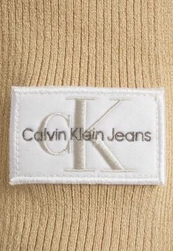 Calvin Klein Jeans BADGE CARDIGAN - Gilet - Tawny Sand -Calvin Klein Elegant Magasin 659bf68d5ec54511a0c8d0de073a55e6