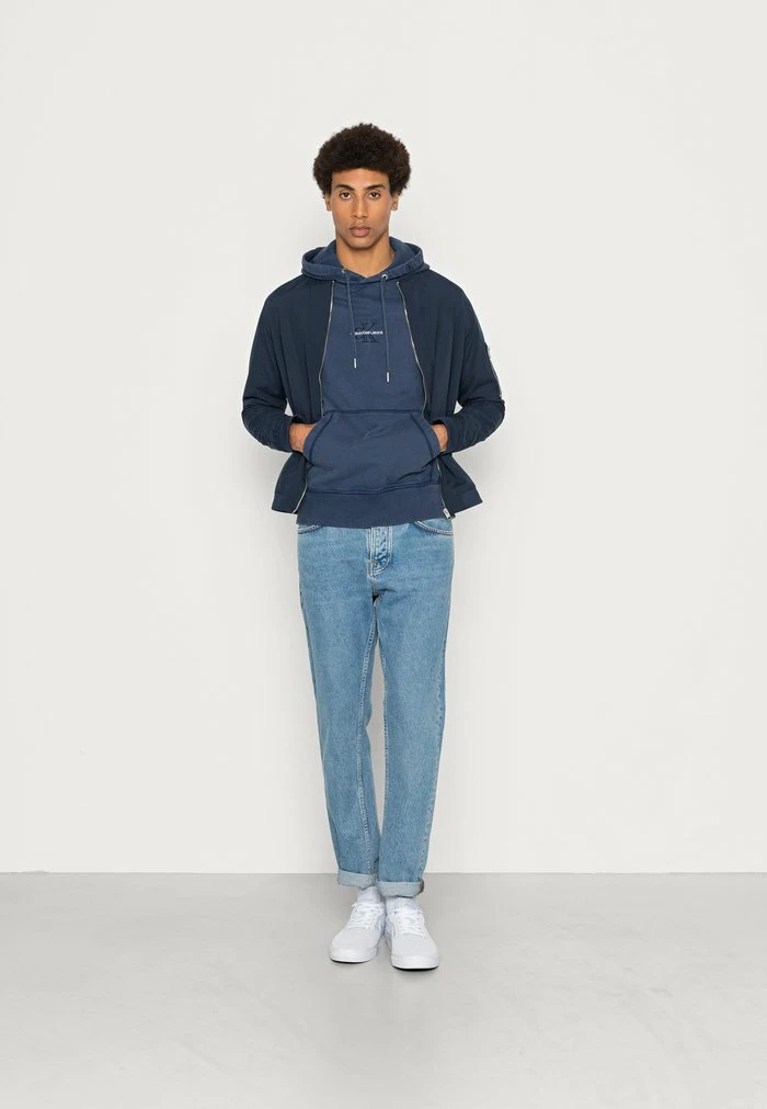 Calvin Klein Jeans MONOGRAM - Sweatshirt - Black Iris 2 Calvin Klein Jeans MONOGRAM - Sweatshirt - Black Iris – Image 2