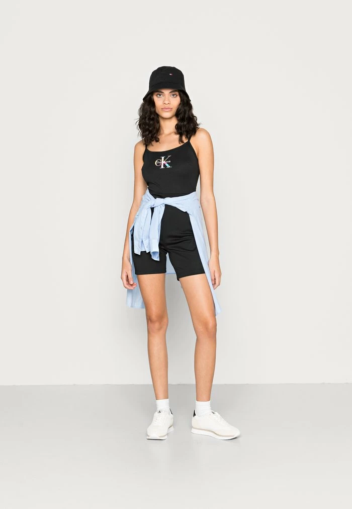 Calvin Klein Jeans PRIDE LOW BACK ROMPER - Combinaison - Black 2 Calvin Klein Jeans PRIDE LOW BACK ROMPER - Combinaison - Black – Image 2