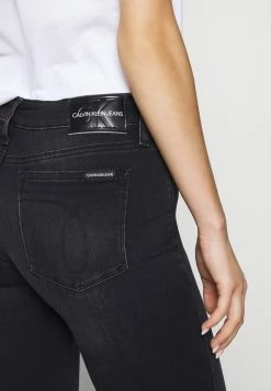 Calvin Klein Jeans MID RISE SKINNY - Jeans Skinny - Washed Black -Calvin Klein Elegant Magasin 6a889ebadc95431daaea55499c62cb6a