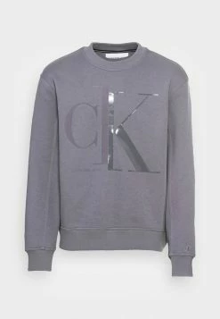 Calvin Klein Jeans BOLD SPLICED CREW NECK - Sweatshirt - Fossil Grey -Calvin Klein Elegant Magasin 6b76e3d1fbe643ce95636cee28043c4a
