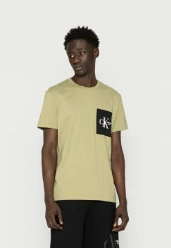 Calvin Klein Jeans DYNAMIC CONTRAST POCKET TEE - T-shirt Basique - Faded Olive