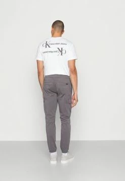 Calvin Klein Jeans SKINNY WASHED PANT - Pantalon Cargo - Fossil Grey 7 Calvin Klein Jeans SKINNY WASHED PANT - Pantalon Cargo - Fossil Grey -Calvin Klein Elegant Magasin 6e90c655441f49728f8aa2305a539559