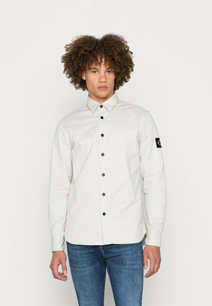 Calvin Klein Jeans MONOGRAM BADGE - Chemise - Stratus Grey 1 Calvin Klein Jeans MONOGRAM BADGE - Chemise - Stratus Grey