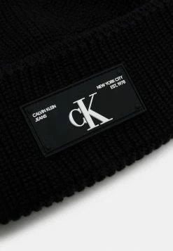 Calvin Klein Jeans DOCKER BEANIE & SCARF SET - Écharpe - Black 7 Calvin Klein Jeans DOCKER BEANIE & SCARF SET - Écharpe - Black -Calvin Klein Elegant Magasin 70ee547dba2f4bcdac739adcb03278f3
