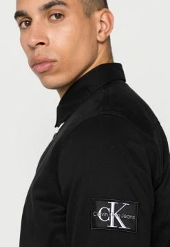 Calvin Klein Jeans MONOGRAM BADGE - Chemise - Black -Calvin Klein Elegant Magasin 7200a119f7034dd7848cac46c2e36a6a