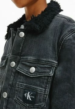 Calvin Klein Jeans OVERSIZED SHERPA - Veste En Jean - Grey Wash Rigid -Calvin Klein Elegant Magasin 723c01abf78345b0b2394d6c0008d951