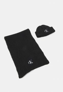 Calvin Klein Jeans BEANIE SCARF SET - Écharpe - Black