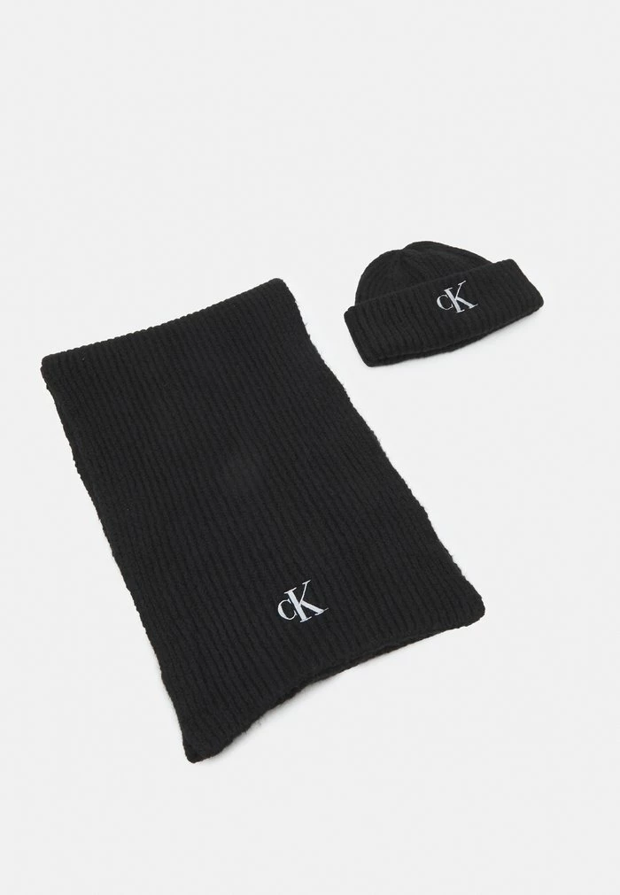 Calvin Klein Jeans BEANIE SCARF SET - Écharpe - Black 1 Calvin Klein Jeans BEANIE SCARF SET - Écharpe - Black