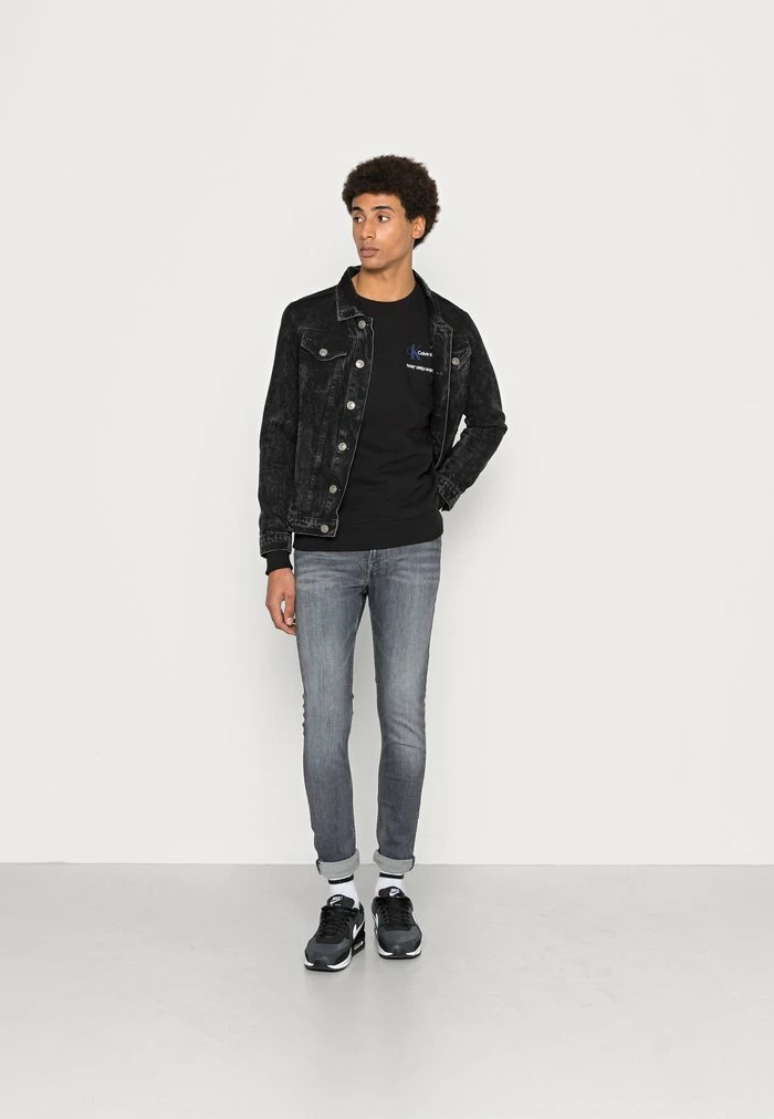 Calvin Klein Jeans URBAN CK GRAPHIC - Sweatshirt - Black 2 Calvin Klein Jeans URBAN CK GRAPHIC - Sweatshirt - Black – Image 2