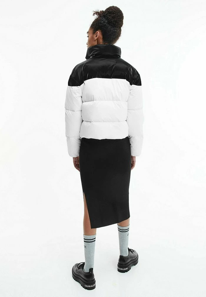 Calvin Klein Jeans Veste D'hiver - Bright White/ck Black 3 Calvin Klein Jeans Veste D'hiver - Bright White/ck Black – Image 3
