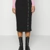 Calvin Klein Jeans REPEAT LOGO MIDI SKIRT - Jupe Crayon - Black