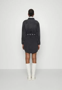 Calvin Klein Jeans DRESS - Robe En Jean - Denim Black -Calvin Klein Elegant Magasin 75f6b4d649014fbd9c4f78657e796c86