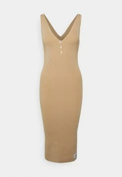 Calvin Klein Jeans BADGE HENLEY DRESS - Robe Pull - Tawny Sand