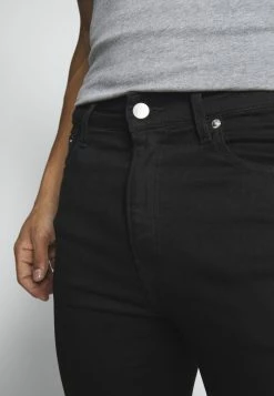 Calvin Klein Jeans SUPER SKINNY - Jeans Skinny - Black -Calvin Klein Elegant Magasin 76c268e9a8e948278109a01e251913c3