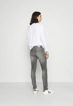 Calvin Klein Jeans SKINNY - Jean Slim - Grey 8 Calvin Klein Jeans SKINNY - Jean Slim - Grey -Calvin Klein Elegant Magasin 77b715300bd34819add3076bff42f022