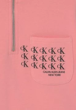 Calvin Klein Jeans MINI MONOGRAM MOCK NECK - Sweatshirt - Soft Berry -Calvin Klein Elegant Magasin 79272e214ab547e1bf02011608b223be