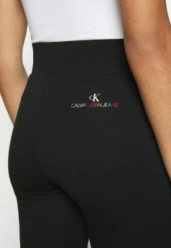 Calvin Klein Jeans PRIDE CYCLING - Short - Black -Calvin Klein Elegant Magasin 7933f3353e1b4f3e9278ab34fa7e63bc