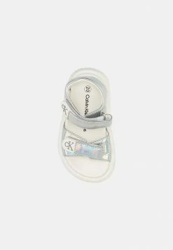 Calvin Klein Jeans Sandales - Silver 9 Calvin Klein Jeans Sandales - Silver -Calvin Klein Elegant Magasin 7b66086f72b44ca0baf96ad2bb4d0274