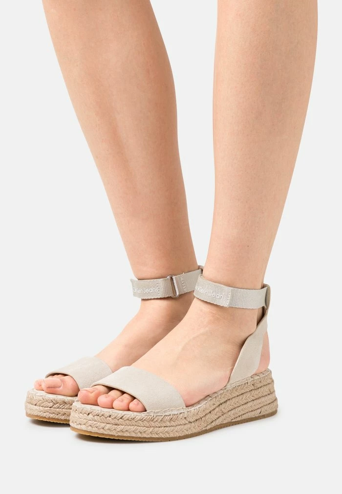 Calvin Klein Jeans SPORTY WEDGE ANKLE CLIP - Sandales à Plateforme - Eggshell 1 Calvin Klein Jeans SPORTY WEDGE ANKLE CLIP - Sandales à Plateforme - Eggshell