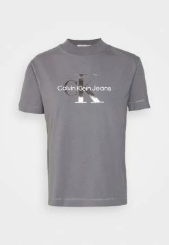Calvin Klein Jeans GUNMETAL MONOGRAM TEE - T-shirt Imprimé - Fossil Grey 10 Calvin Klein Jeans GUNMETAL MONOGRAM TEE - T-shirt Imprimé - Fossil Grey -Calvin Klein Elegant Magasin 81d2fc8133e94be290094a4c2c3f6106