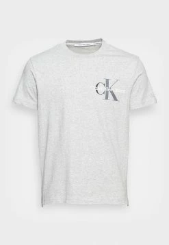 Calvin Klein Jeans TWO TONE MONOGRAM TEE - T-shirt Imprimé - Light Grey Heather -Calvin Klein Elegant Magasin 827d65ec36ea4c039a7e652dc59fdb53