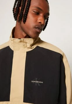 Calvin Klein Jeans COLOR BLOCK POP OVER JACKET - Veste Légère - Grey -Calvin Klein Elegant Magasin 8717a70d0661425aa0b46a16b6890af7