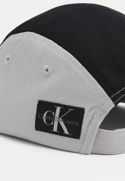Calvin Klein Jeans COLOUR BLOCK BASEBALL UNISEX - Casquette - Grey Dew -Calvin Klein Elegant Magasin 8950893b73ba41158a5b81db911ef31f