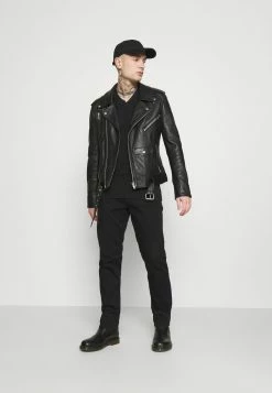 Calvin Klein Jeans V NECK TEE - T-shirt Imprimé - Black -Calvin Klein Elegant Magasin 8a34614bcb824a6a9050a52f5d9d4f44