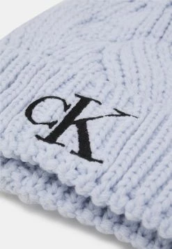 Calvin Klein Jeans FANTASY STITCH BEANIE UNISEX - Bonnet - Blue -Calvin Klein Elegant Magasin 9141f0e79eda45c5af3525d3cc4ff7f4