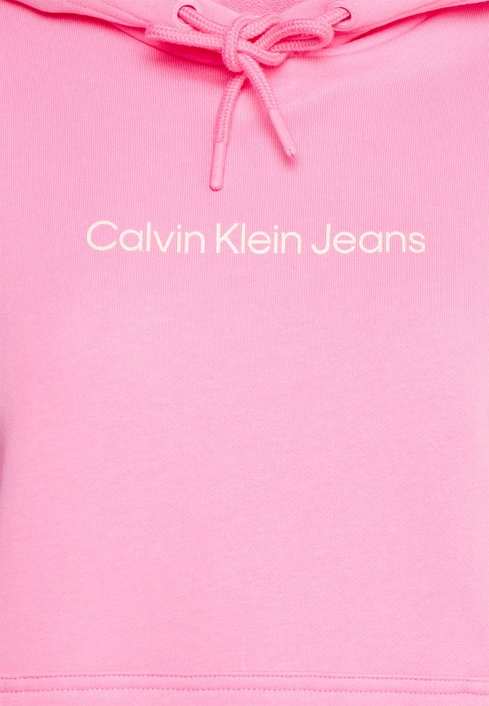 Calvin Klein Jeans SHRUNKEN INSTITUTIONAL HOODIE - Sweatshirt - Lipstick Pink 3 Calvin Klein Jeans SHRUNKEN INSTITUTIONAL HOODIE - Sweatshirt - Lipstick Pink – Image 3
