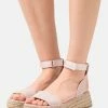 Calvin Klein Jeans SPORTY WEDGE ANKLE CLIP - Sandales à Plateforme - Pale Conch Shell