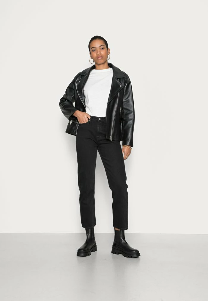 Calvin Klein Jeans HIGH RISE STRAIGHT ANKLE - Jean Droit - Denim Black 2 Calvin Klein Jeans HIGH RISE STRAIGHT ANKLE - Jean Droit - Denim Black – Image 2