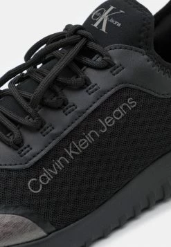 Calvin Klein Jeans RUNNER LACEUP - Baskets Basses - Black -Calvin Klein Elegant Magasin 9425a4c8472b40fbb2bf0e02b199b806