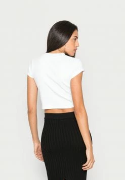 Calvin Klein Jeans CROPPED SLIM TEE - T-shirt Basique - Bright White -Calvin Klein Elegant Magasin 94adcfdf46bd4da6b4d250986861f38e