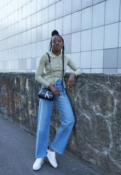 Calvin Klein Jeans SCULPTED MONO CAMERA - Sac Bandoulière - Black