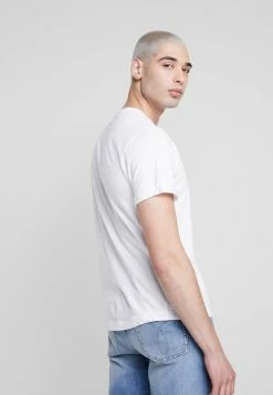 Calvin Klein Jeans BADGE TURN UP SLEEVE - T-shirt Basique - Bright White -Calvin Klein Elegant Magasin 969c680b0d484760861b335c3e83f96b