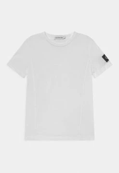 Calvin Klein Jeans BADGE FITTED - T-shirt Basique - Bright White