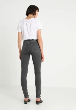 Calvin Klein Jeans CKJ 010 HIGH RISE SKINNY - Jeans Skinny - Stockholm Grey -Calvin Klein Elegant Magasin 985cca96442144fc847ee1961a39c23e