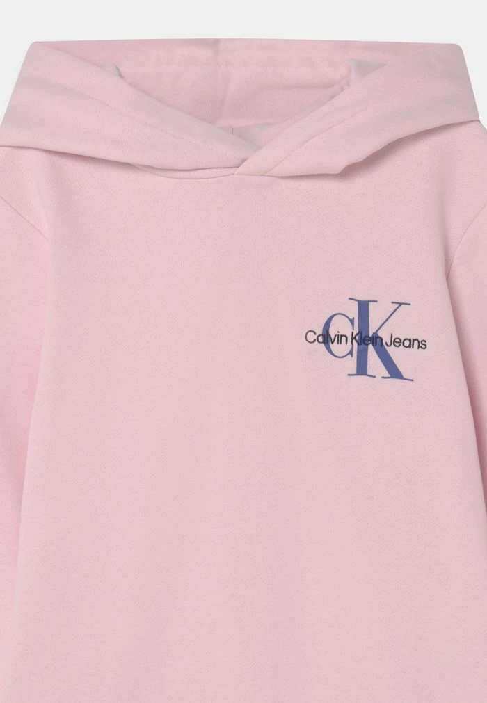 Calvin Klein Jeans SMALL MONOGRAM HOODIE UNISEX - Sweatshirt - Sweetest Pink 3 Calvin Klein Jeans SMALL MONOGRAM HOODIE UNISEX - Sweatshirt - Sweetest Pink – Image 3