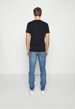 Calvin Klein Jeans SEASONAL MONOGRAM TEE - T-shirt Imprimé - Black -Calvin Klein Elegant Magasin 9be2b90b23e049849b9ffb86ed517cb3
