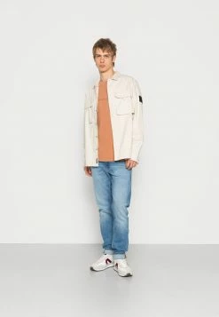 Calvin Klein Jeans INSTITUTIONAL WAFFLE - Sweatshirt - Tobacco Brown -Calvin Klein Elegant Magasin 9cc3f194e7b24b6489be5f765acd3b69