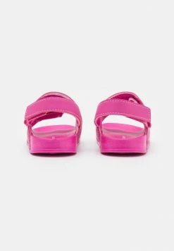 Calvin Klein Jeans Sandales - Fuchsia/white -Calvin Klein Elegant Magasin 9cdf7bac9042437eb54b0caed3234307