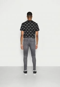 Calvin Klein Jeans SUPER SKINNY - Jeans Skinny - Denim Grey -Calvin Klein Elegant Magasin 9df0447eaa4f4ba4a03f583059b6d01b