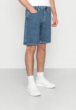 Calvin Klein Jeans STRAIGHT SHORT - Short En Jean - Denim Medium