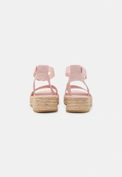 Calvin Klein Jeans SPORTY WEDGE ANKLE CLIP - Sandales à Plateforme - Pale Conch Shell -Calvin Klein Elegant Magasin 9f7187e7b4ac4183acdebb4ec0c3b8f4